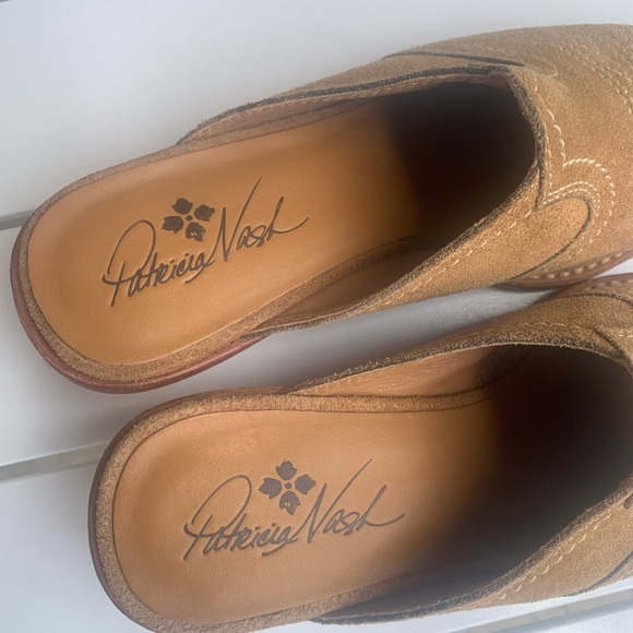 Patricia Nash slip on mules brown tan suede size 6 - Picture 15 of 15